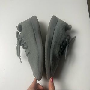 AllBirds Gray Merino Wool Shoes women SZ 7